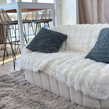 Le Panoramik Gare, Option Parking, Balcon